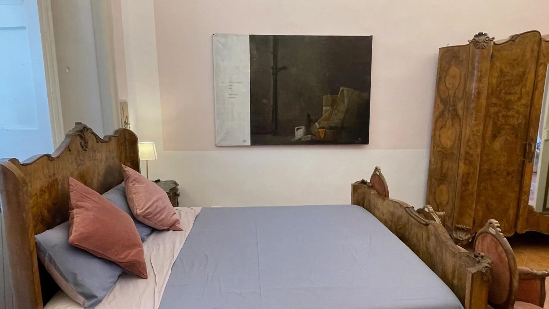 The Royal Gallery Loft In XVI Century Palace - City Historical Center - Downtown Villa Naples Holiday home