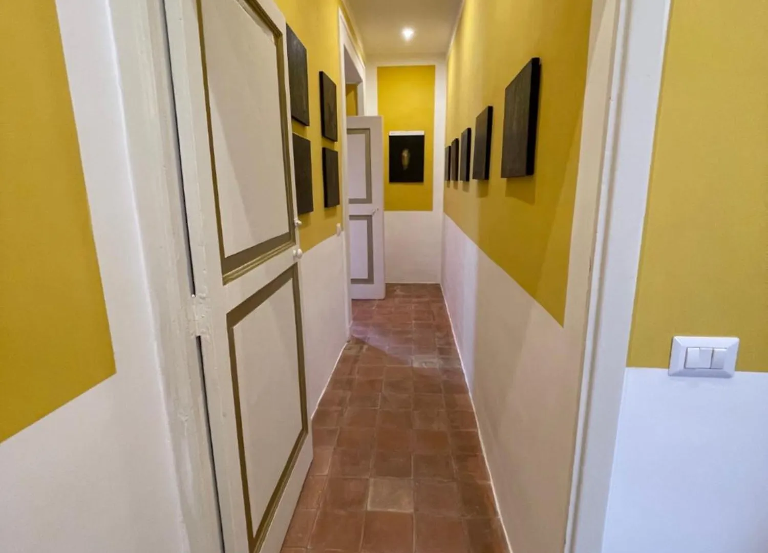 The Royal Gallery Loft In XVI Century Palace - City Historical Center - Downtown Villa Naples