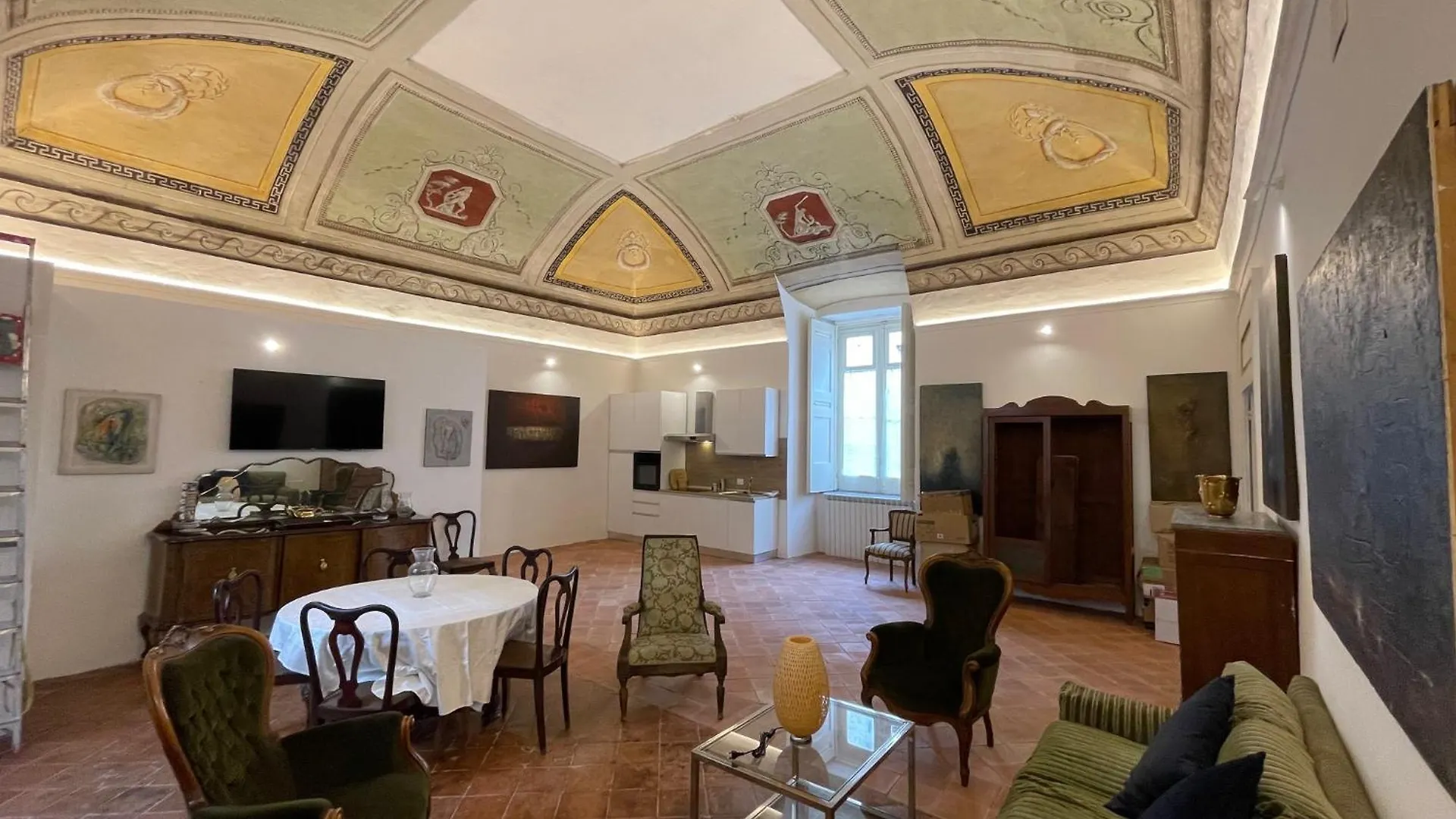 The Royal Gallery Loft In XVI Century Palace - City Historical Center - Downtown Villa Naples