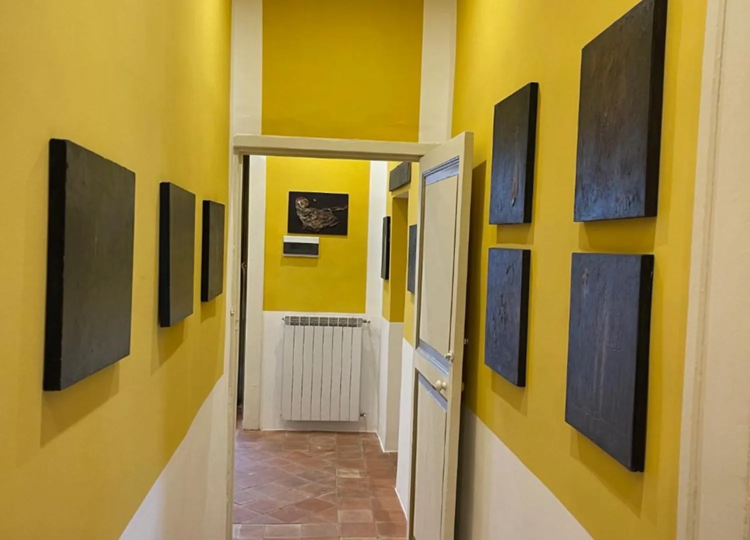 The Royal Gallery Loft In XVI Century Palace - City Historical Center - Downtown Villa Naples Holiday home