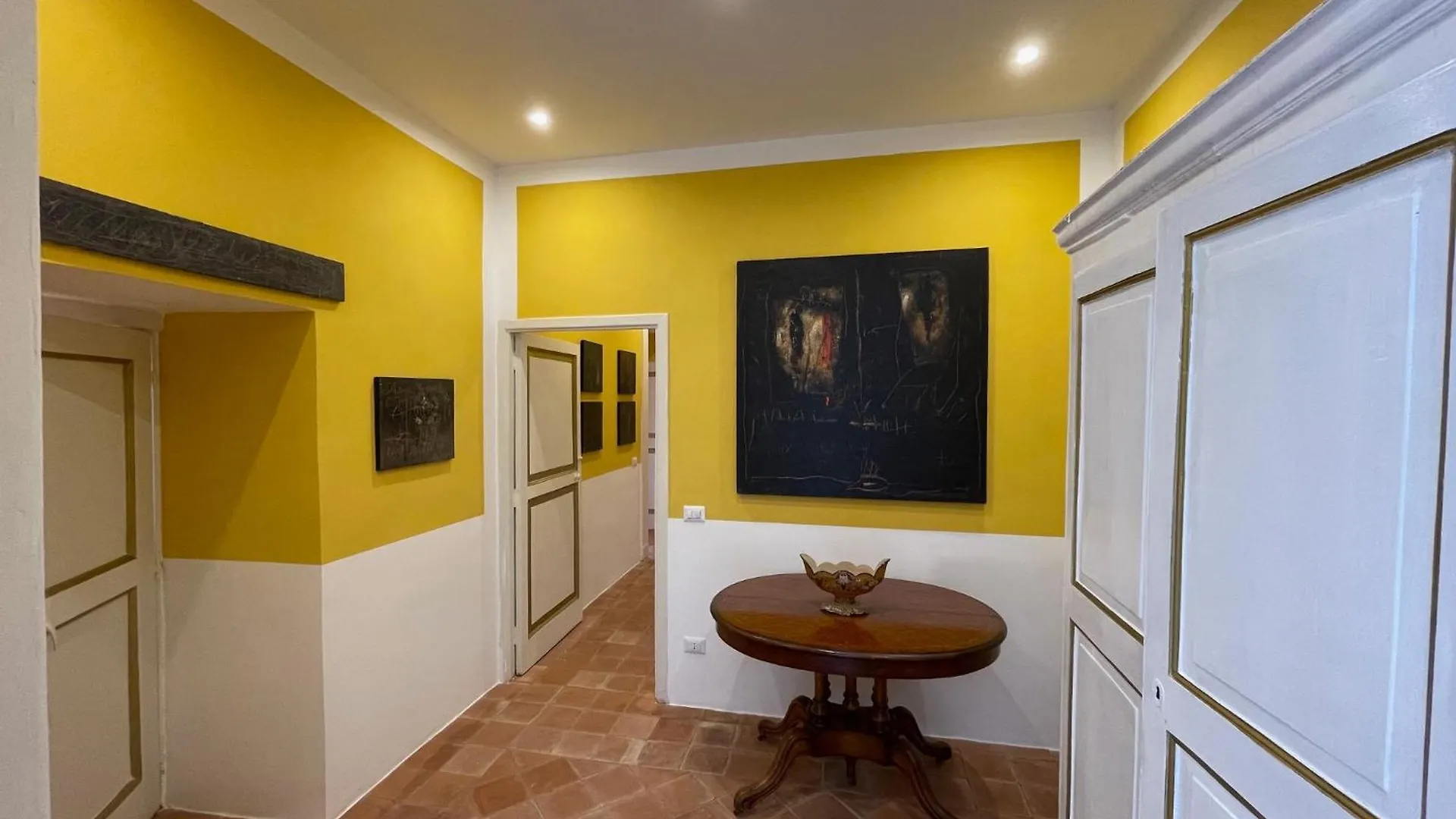 Holiday home The Royal Gallery Loft In XVI Century Palace - City Historical Center - Downtown Villa Naples